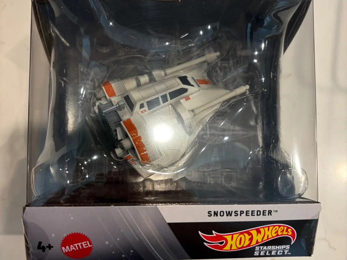 2026 Hot Wheels Star Wars Ship #11 Snowspeeder 1