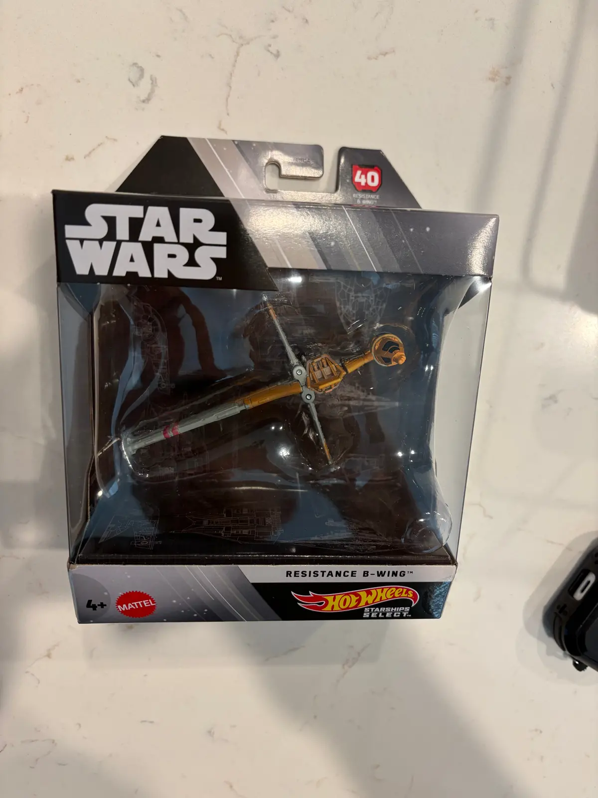2026 Hot Wheels Star Wars Ship #40 Resistance B-Wing 1
