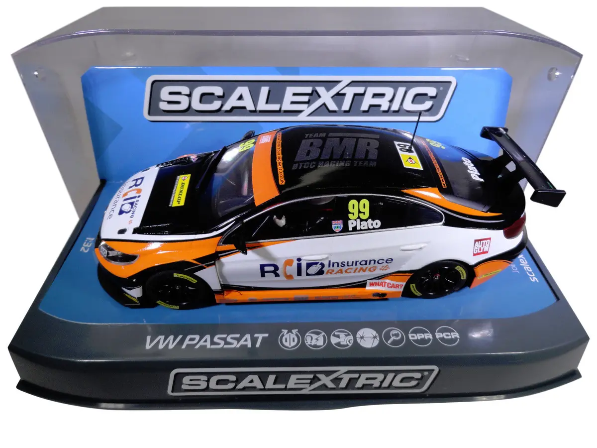 Scalextric "Rci" Btcc Vw Passat Pcr Dpr W/ Lights 1/32 Scale Slot Car C3737 1
