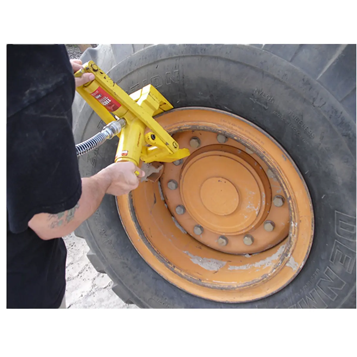 Ame International 11020 Modified Combi Tire Bead Breaker 2