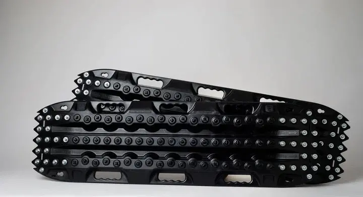 Actiontrax With Metal Black 1