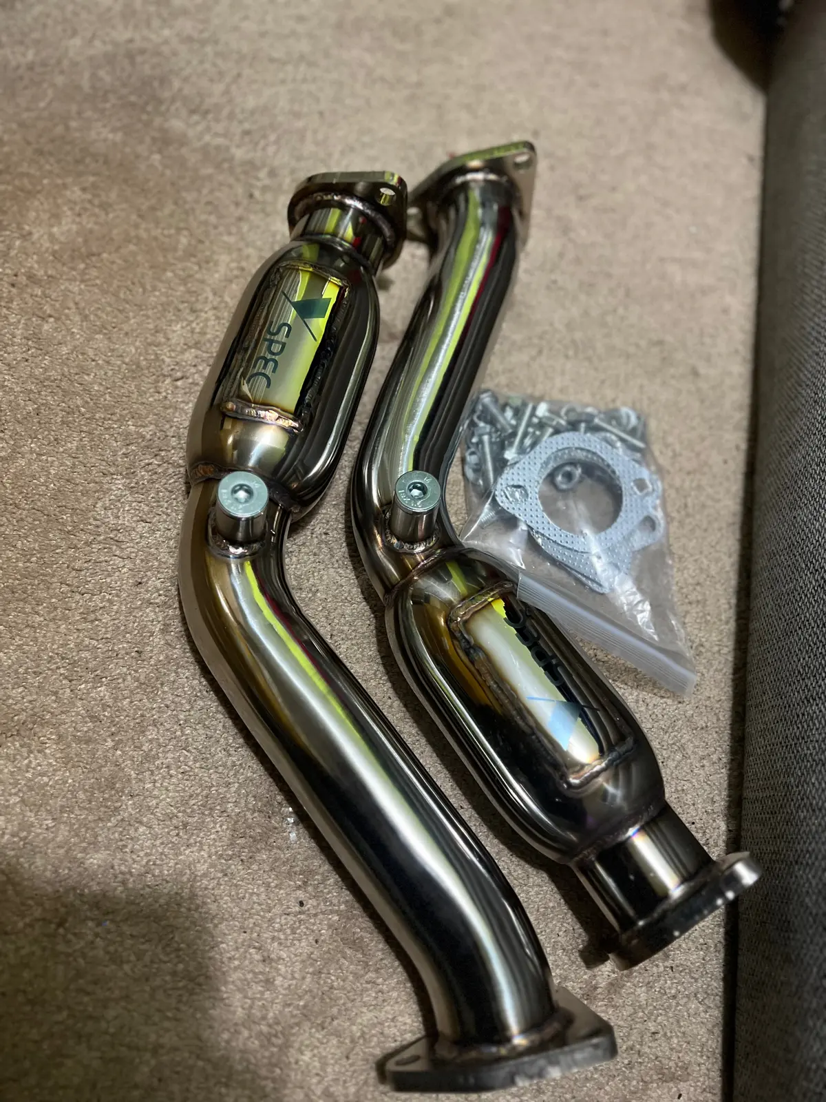 G35/350Z Y Spec Resonated Test Pipes 1