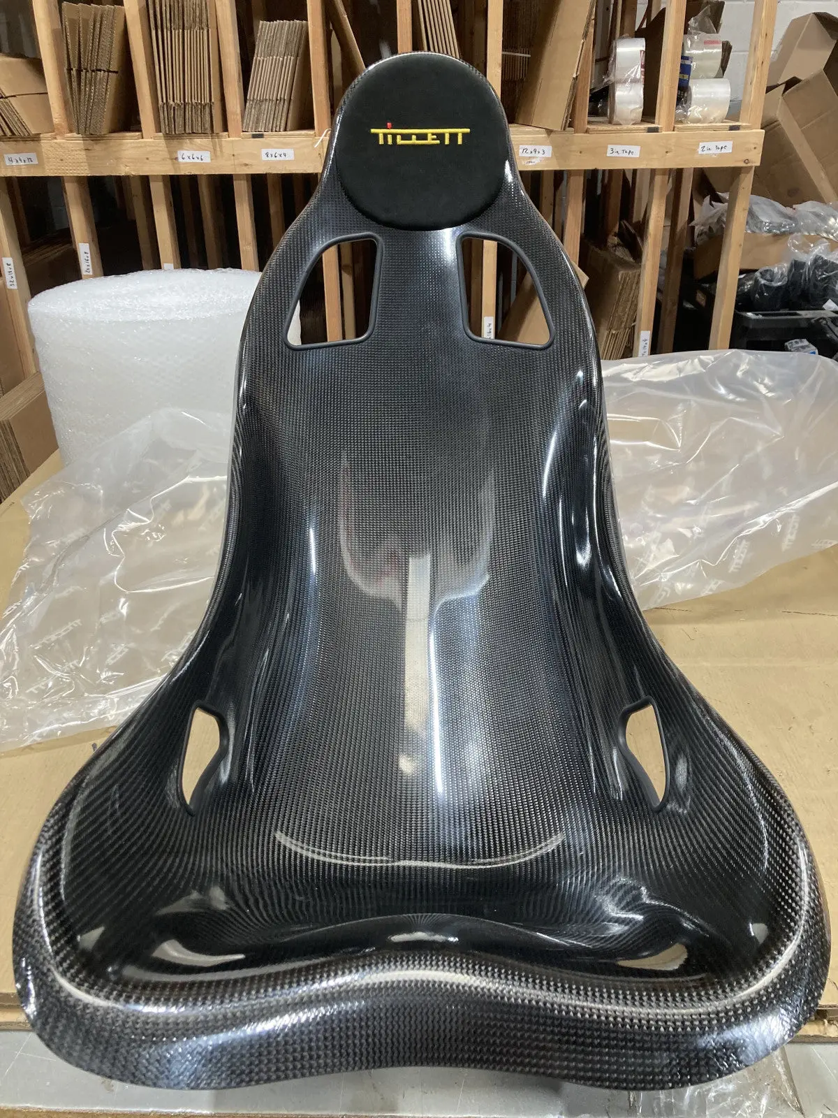 Tillett B4 Carbon/Grp Race Car Seat - Slight Second Open Box 1