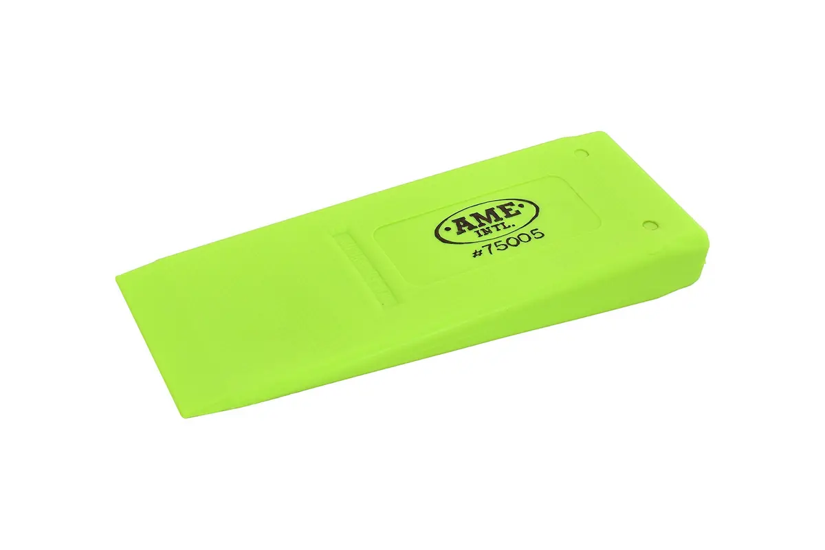 Ame 75005 7-1/2" Wedge - Lime Green 1